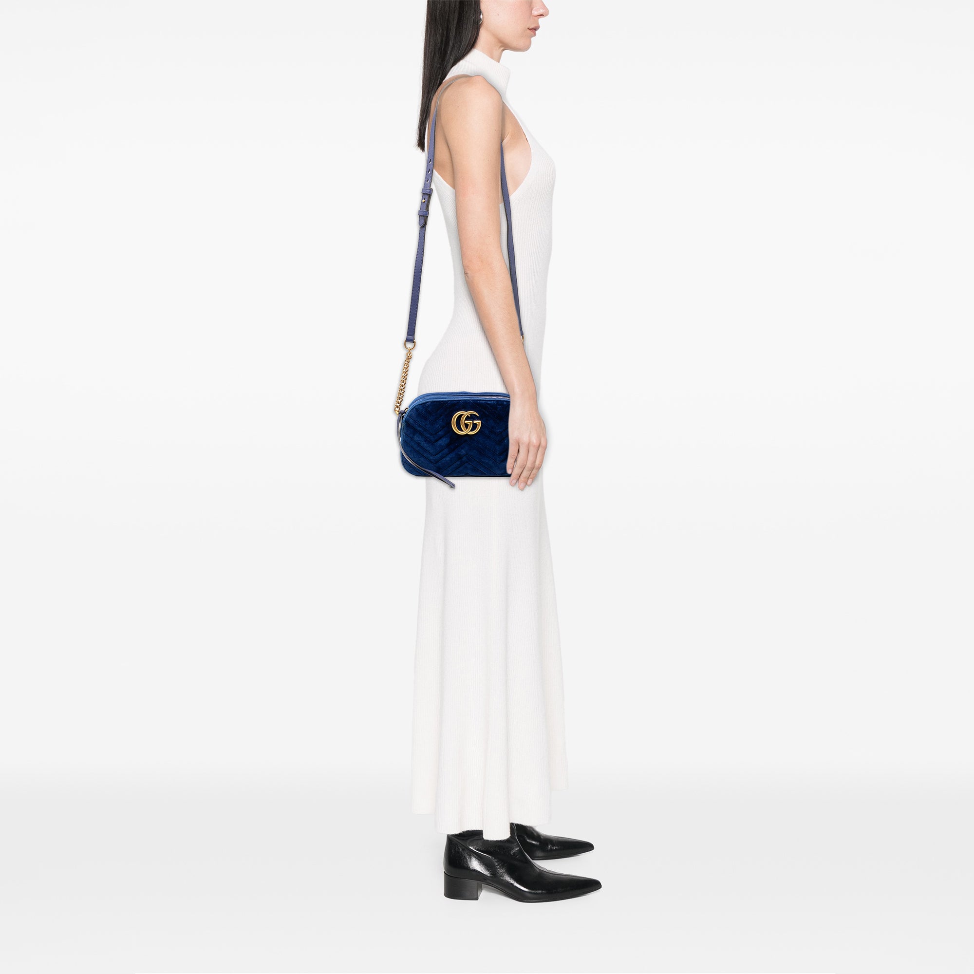 Small GG Marmont Matelasse Velvet Crossbody - Image 9