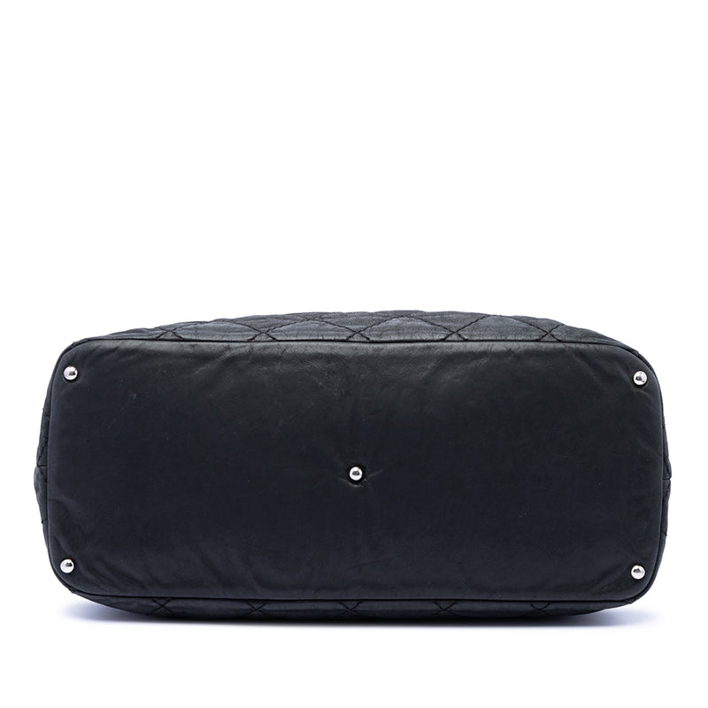 Large CC Quilted Iridescent Calfskin Sea Hit Tote - Image 3