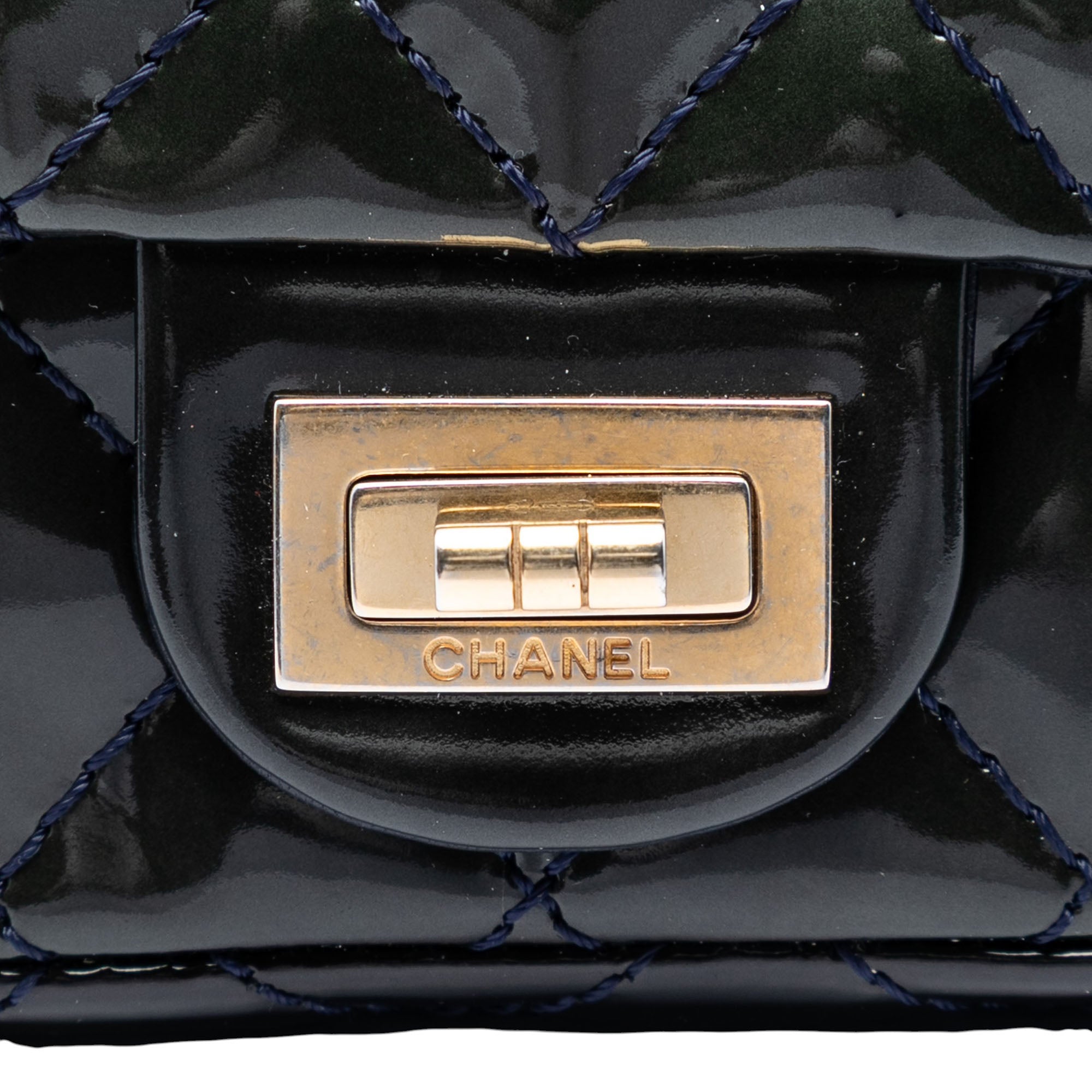 Quilted Patent Reissue 2.55 Reversible Chain Flap - Image 5
