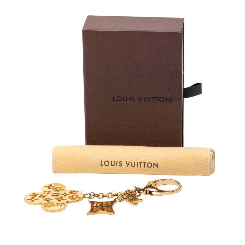 Gold Plated Monogram Ivy Flower Bag Charm - Image 6