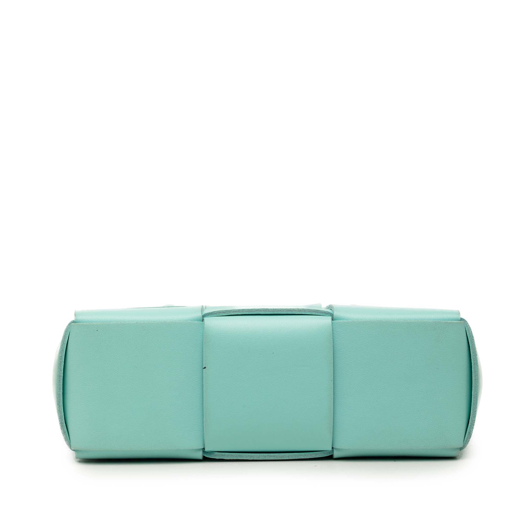 Candy Nappa Maxi Intrecciato Arco Tote - Image 3
