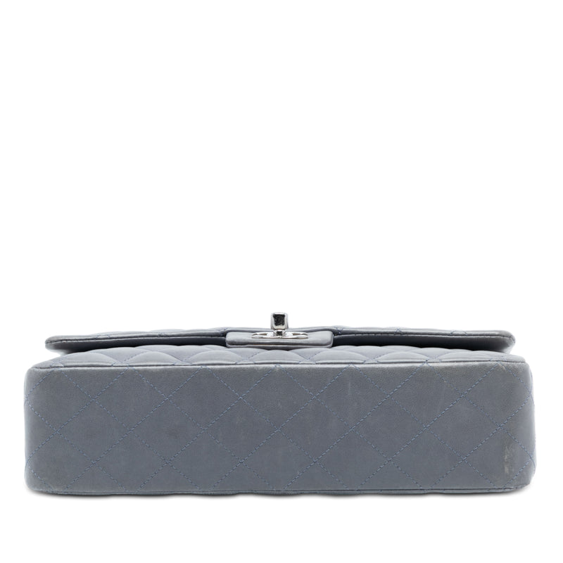 Medium Classic Lambskin Double Flap - Image 3