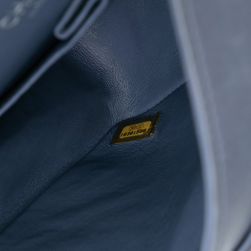Medium Classic Lambskin Double Flap - Image 6
