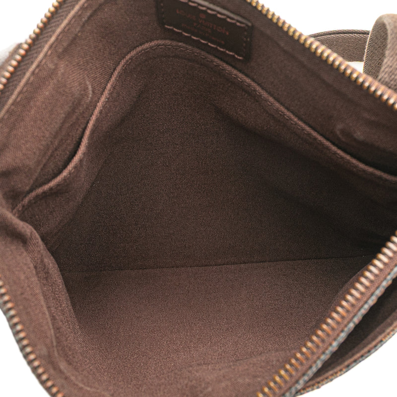 Damier Ebene Brooklyn Pochette - Image 4
