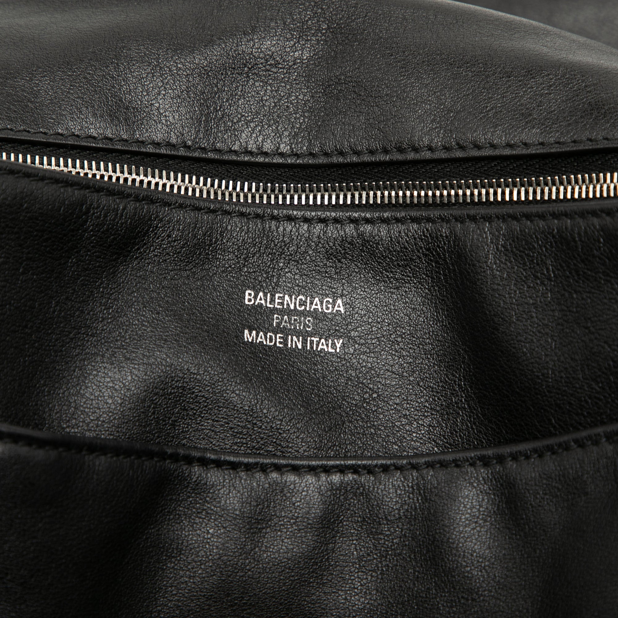 Medium Leather Modu Shoulder Bag - Image 5