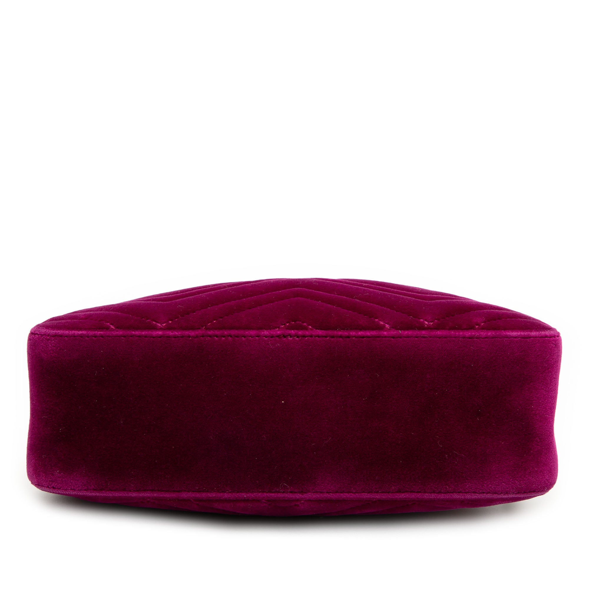 Small GG Marmont Matelasse Velvet Crossbody - Image 3