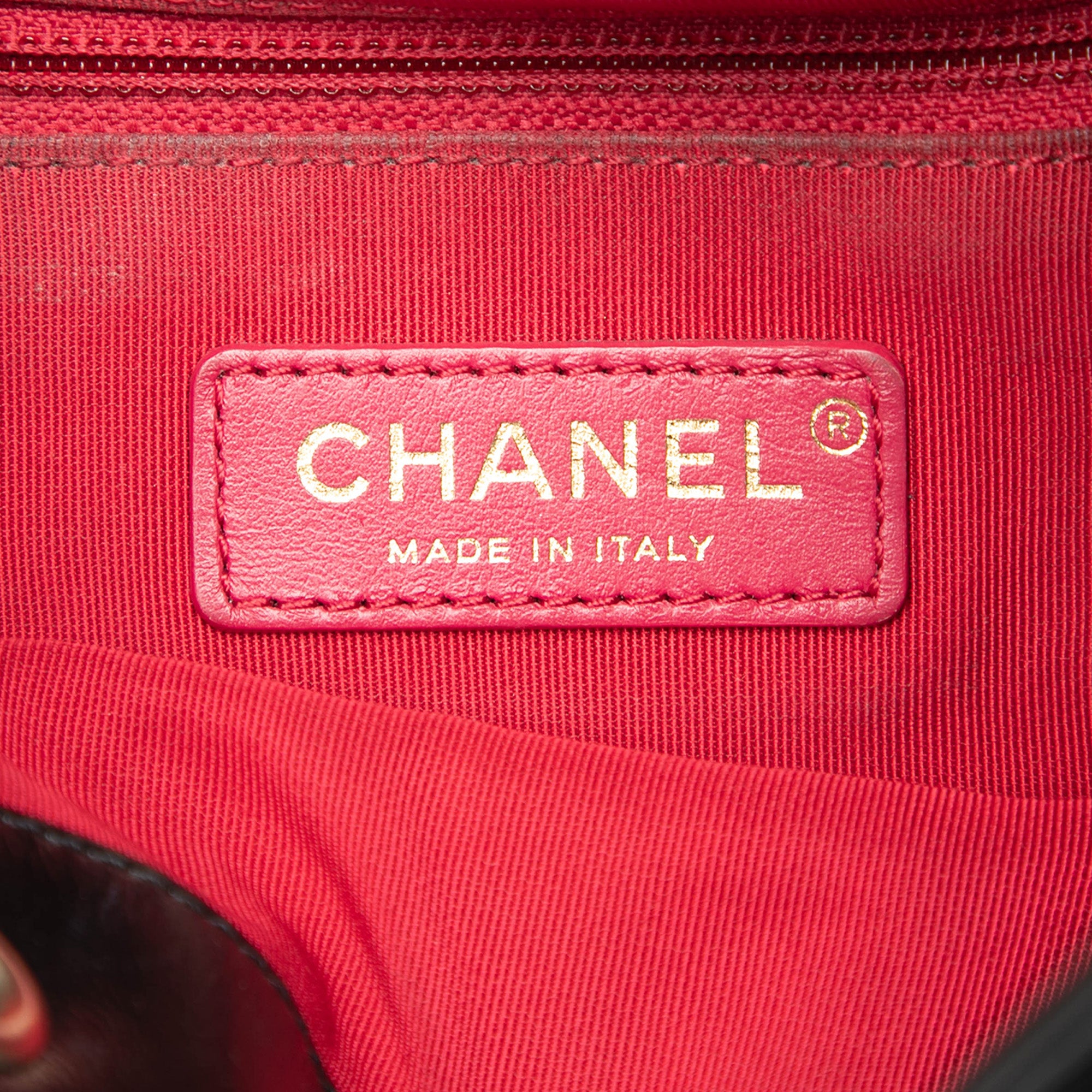 Shiny Aged Calfskin CC Chain Drawstring Bucket Bag - Image 5