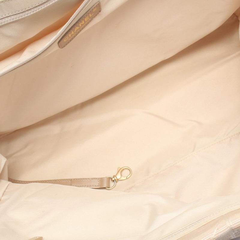 New Travel Line Nylon Tote - Image 3