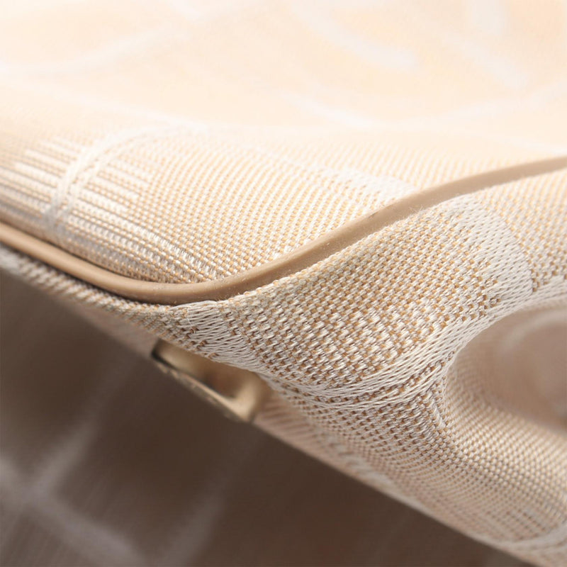 New Travel Line Nylon Tote - Image 9