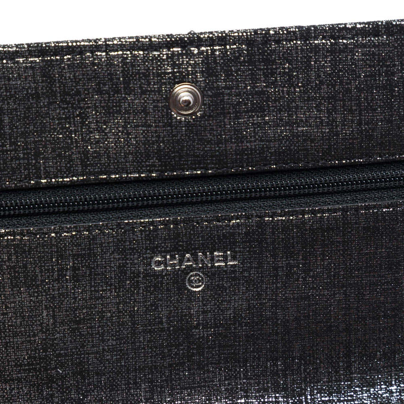 CC Quilted Metallic Fabric Wallet On Chain - Image 5