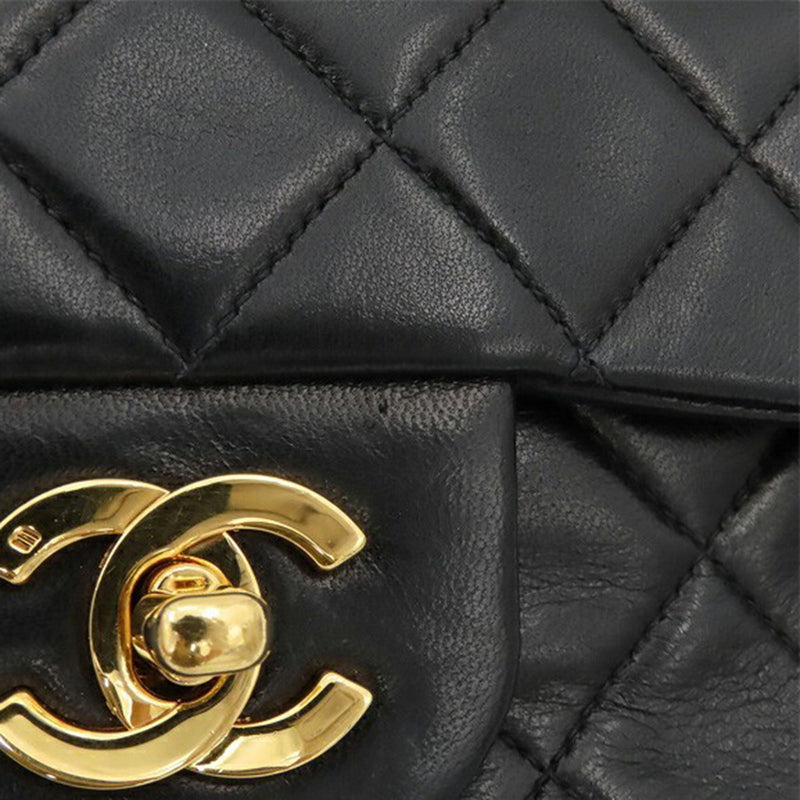 Medium Classic Lambskin Double Flap - Image 13