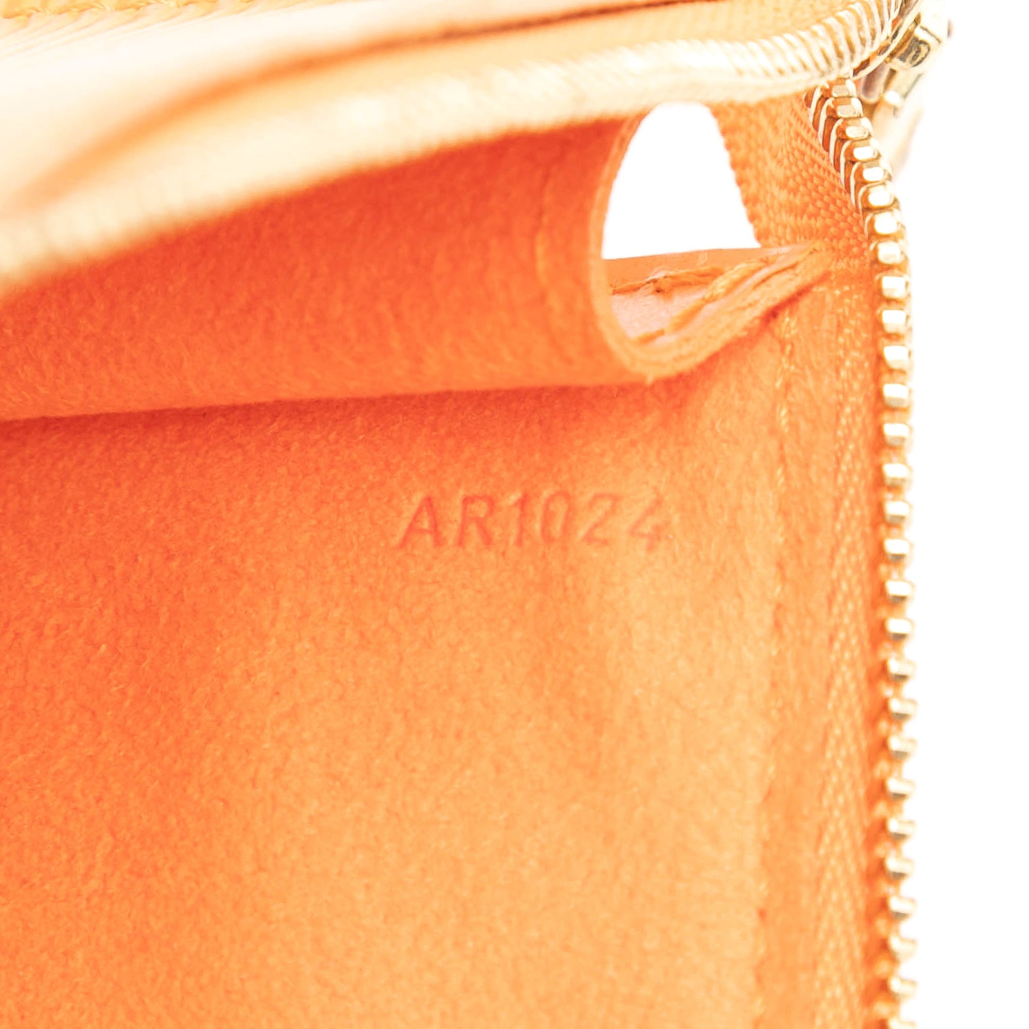 Epi Pochette Accessoires - Image 6