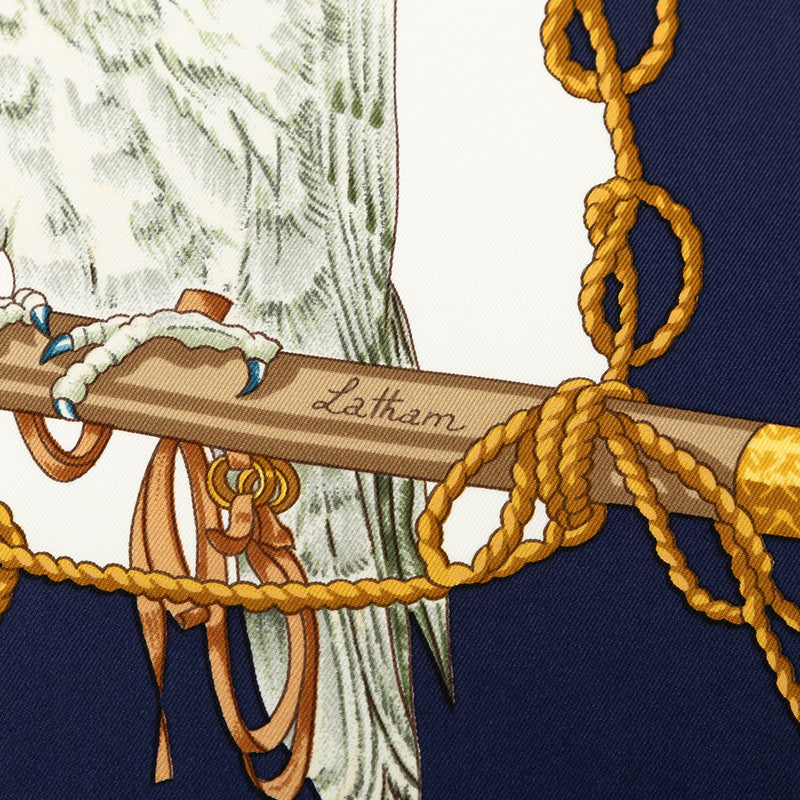 Les Oiseaux du Roy Silk Scarf 90 - Image 5