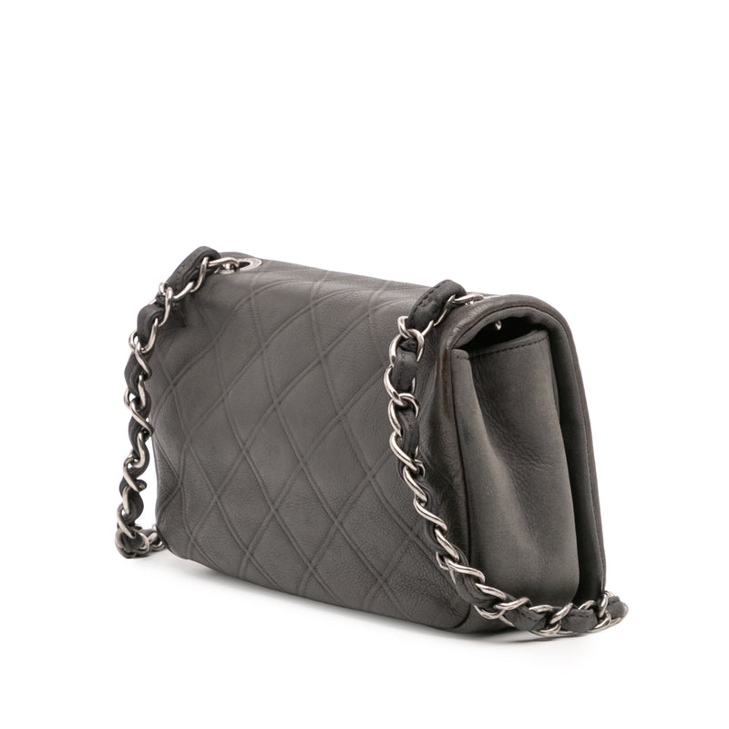 Small Diamond Embossed Calfskin New Chic Flap - Image 2