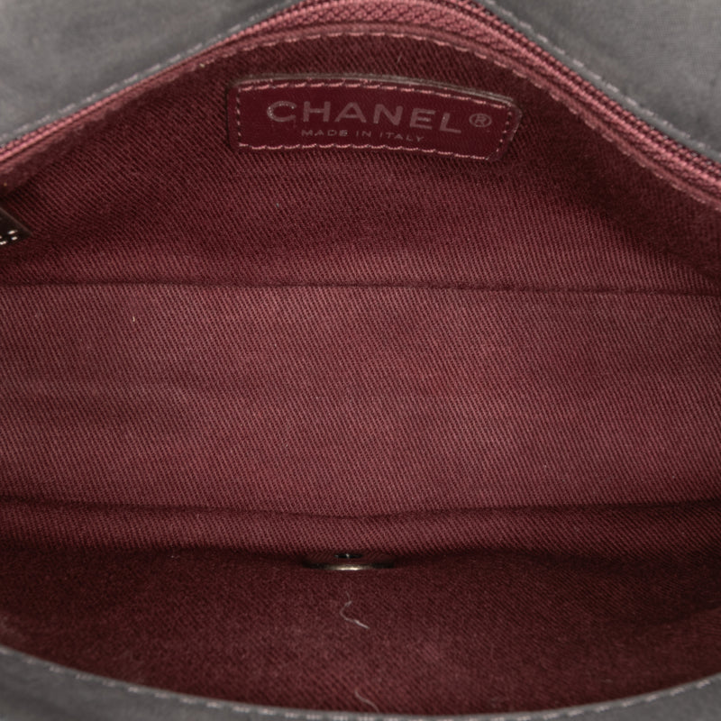 Small Diamond Embossed Calfskin New Chic Flap - Image 4