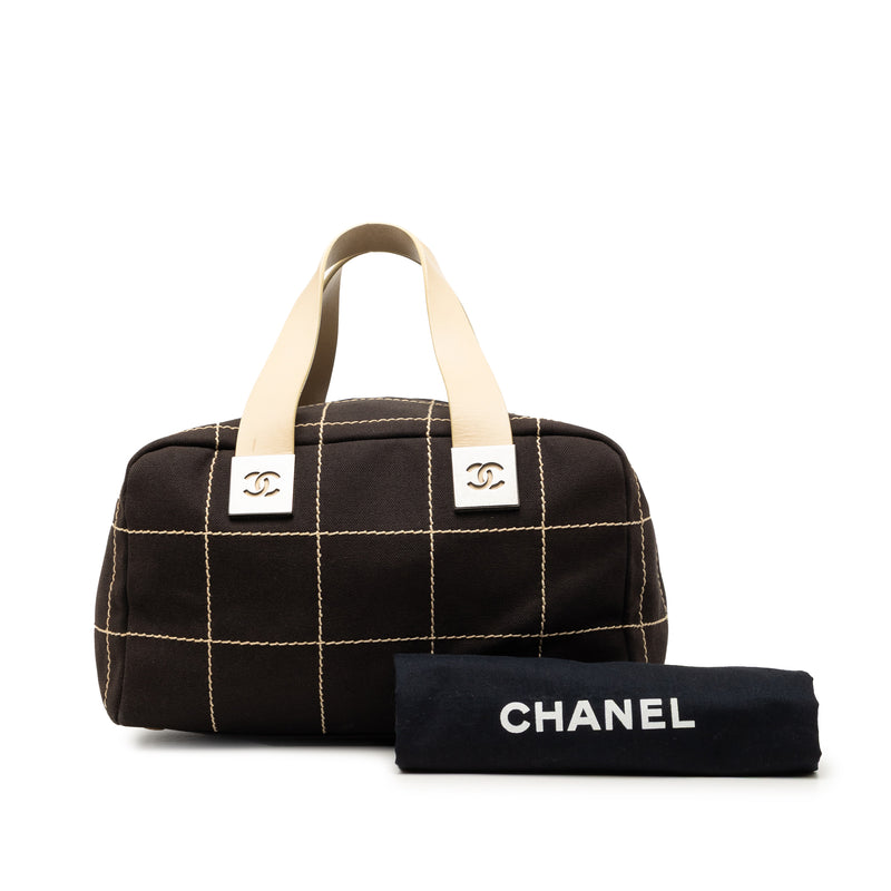 CC Chocolate Bar Canvas Wild Stitch Boston Bag - Image 8