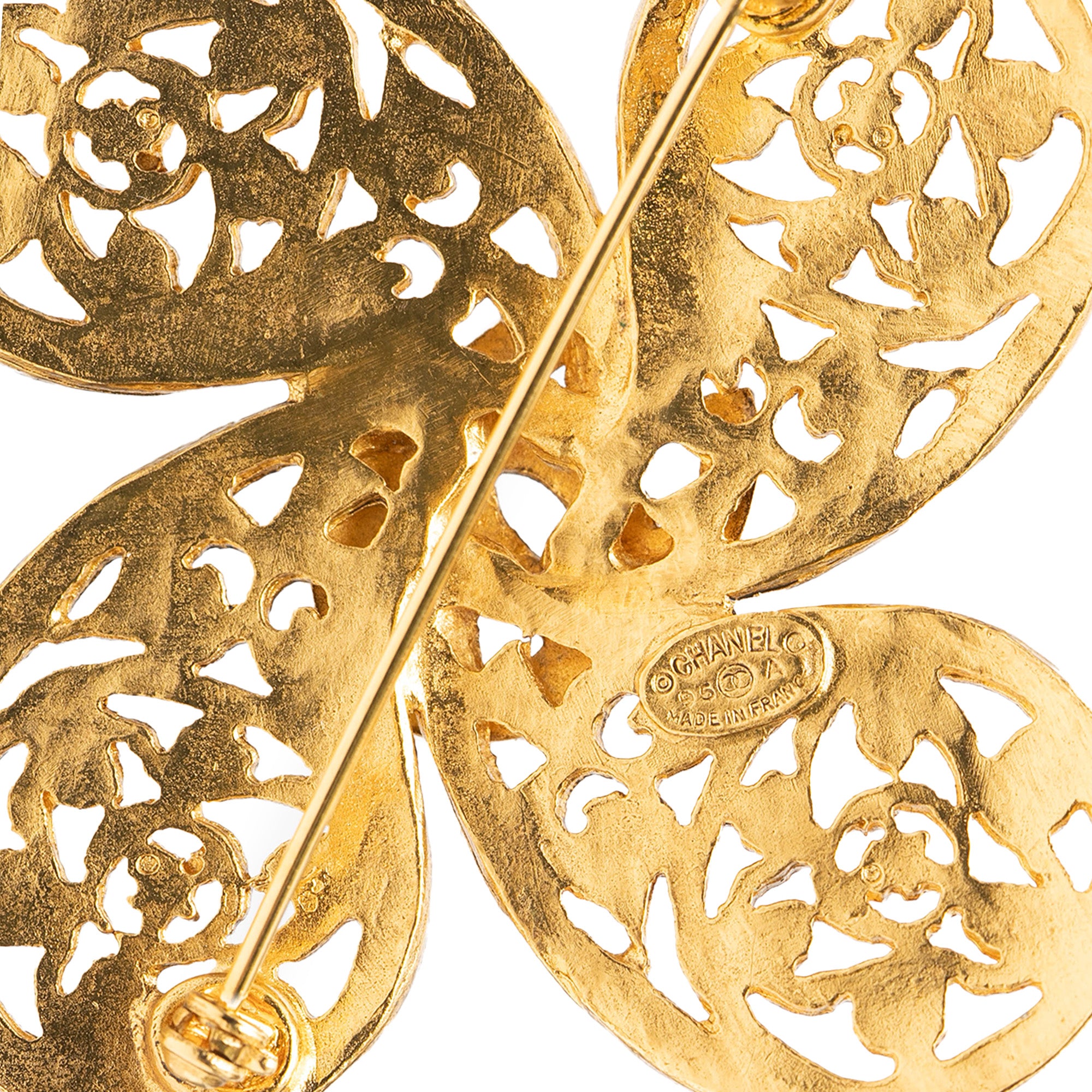 Gold Plated CC Fretwork Clover Brooch - Image 3