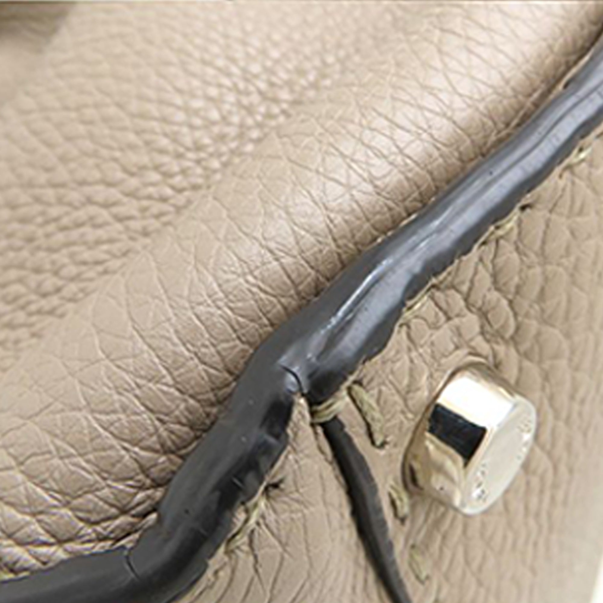 Medium Leather Selleria Peekaboo Iconic Satchel - Image 20