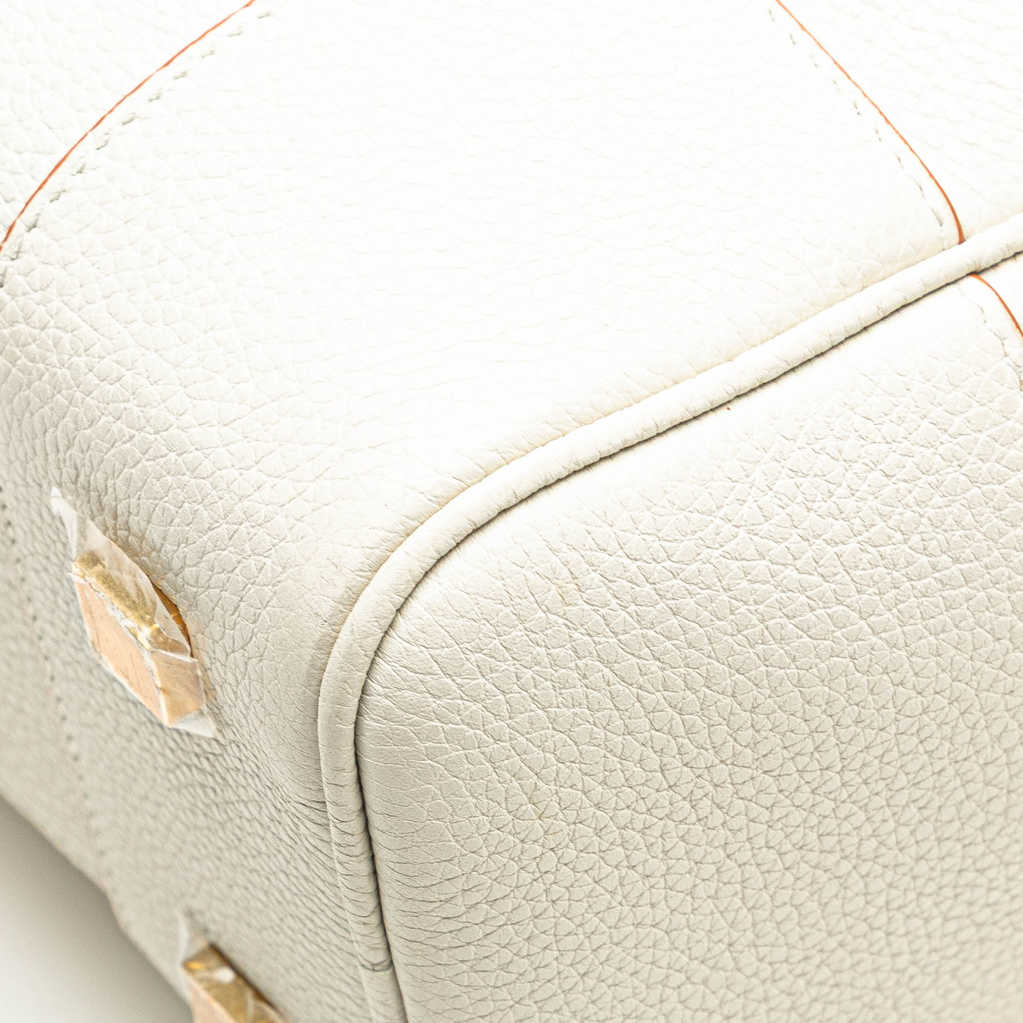 Leather Amazona Square 19 - Image 11