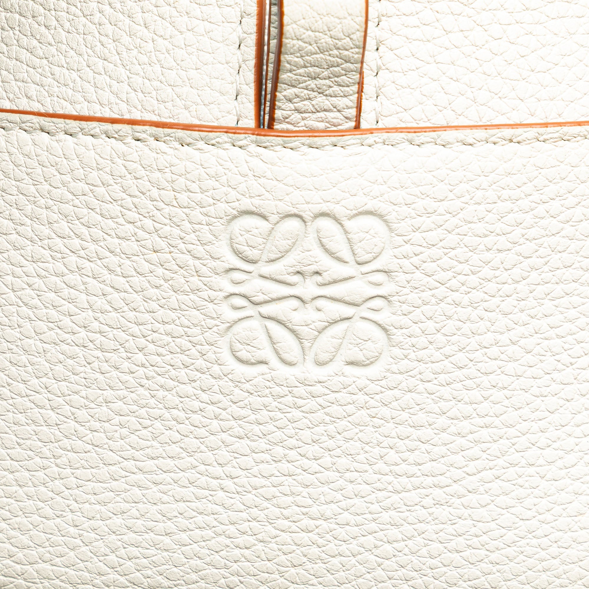 Leather Amazona Square 19 - Image 9