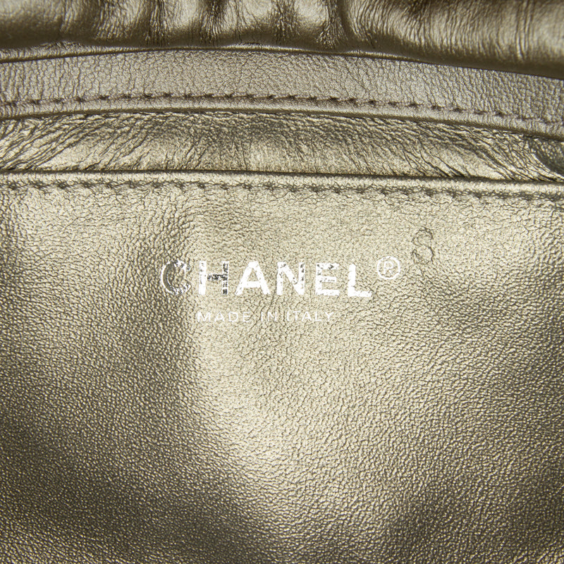 Small Chevron Data Center Envelope Flap Bag - Image 7