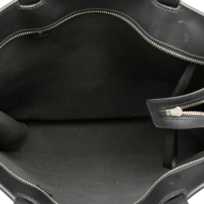 Calfskin Rockstud VLTN Tote - Image 4