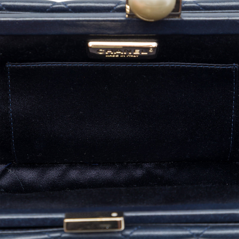 CC Quilted Lambskin Pearl Evening Baguette Clutch - Image 4