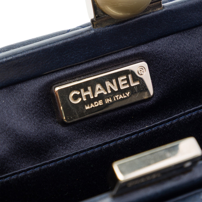 CC Quilted Lambskin Pearl Evening Baguette Clutch - Image 5