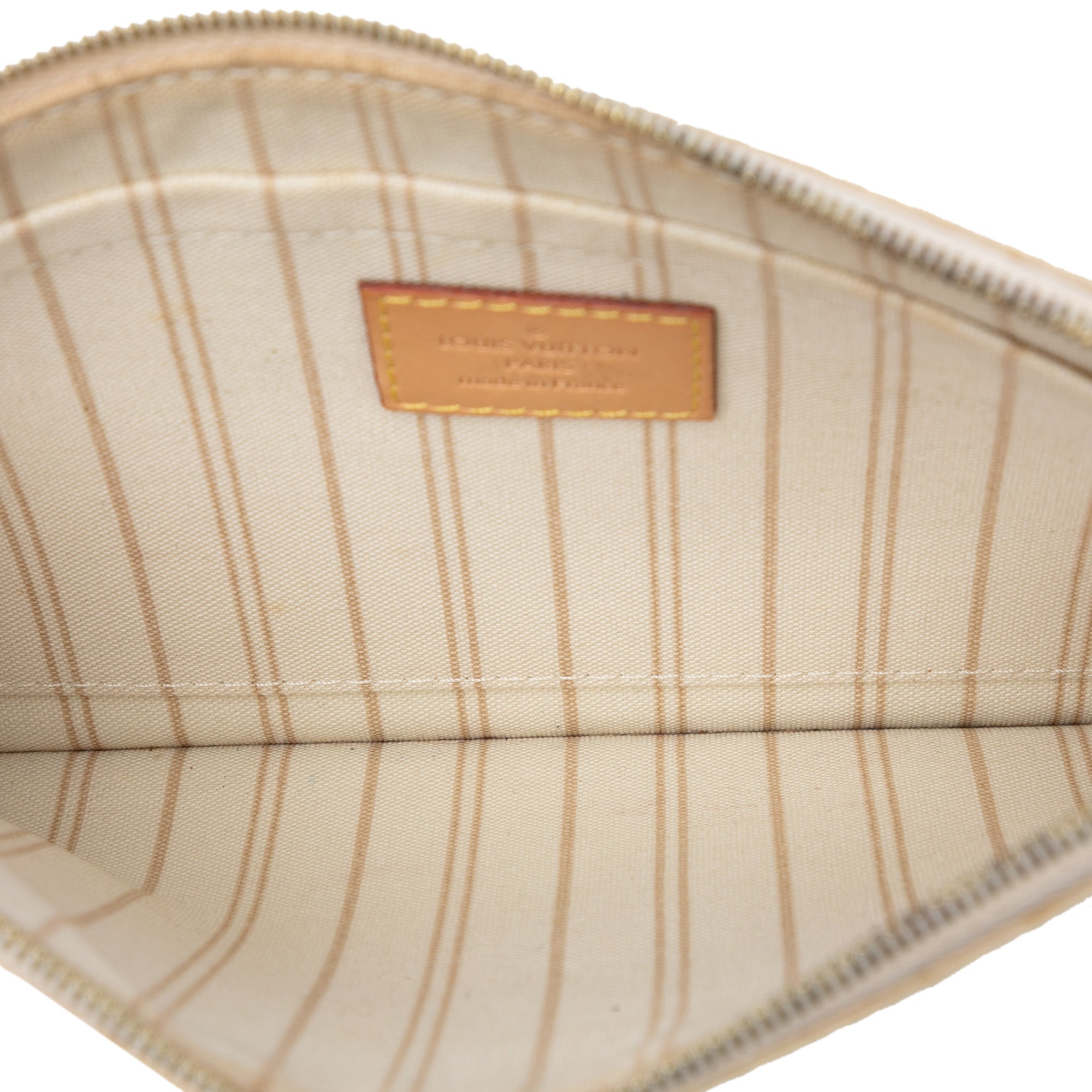 Damier Azur Neverfull MM Pouch - Image 4