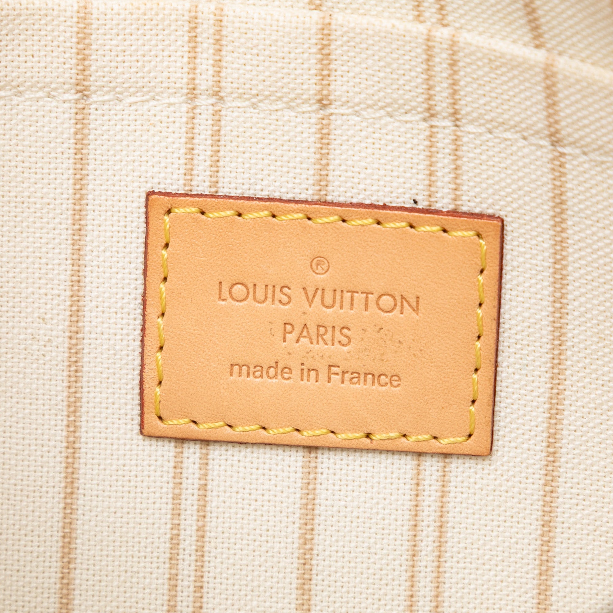 Damier Azur Neverfull MM Pouch - Image 5
