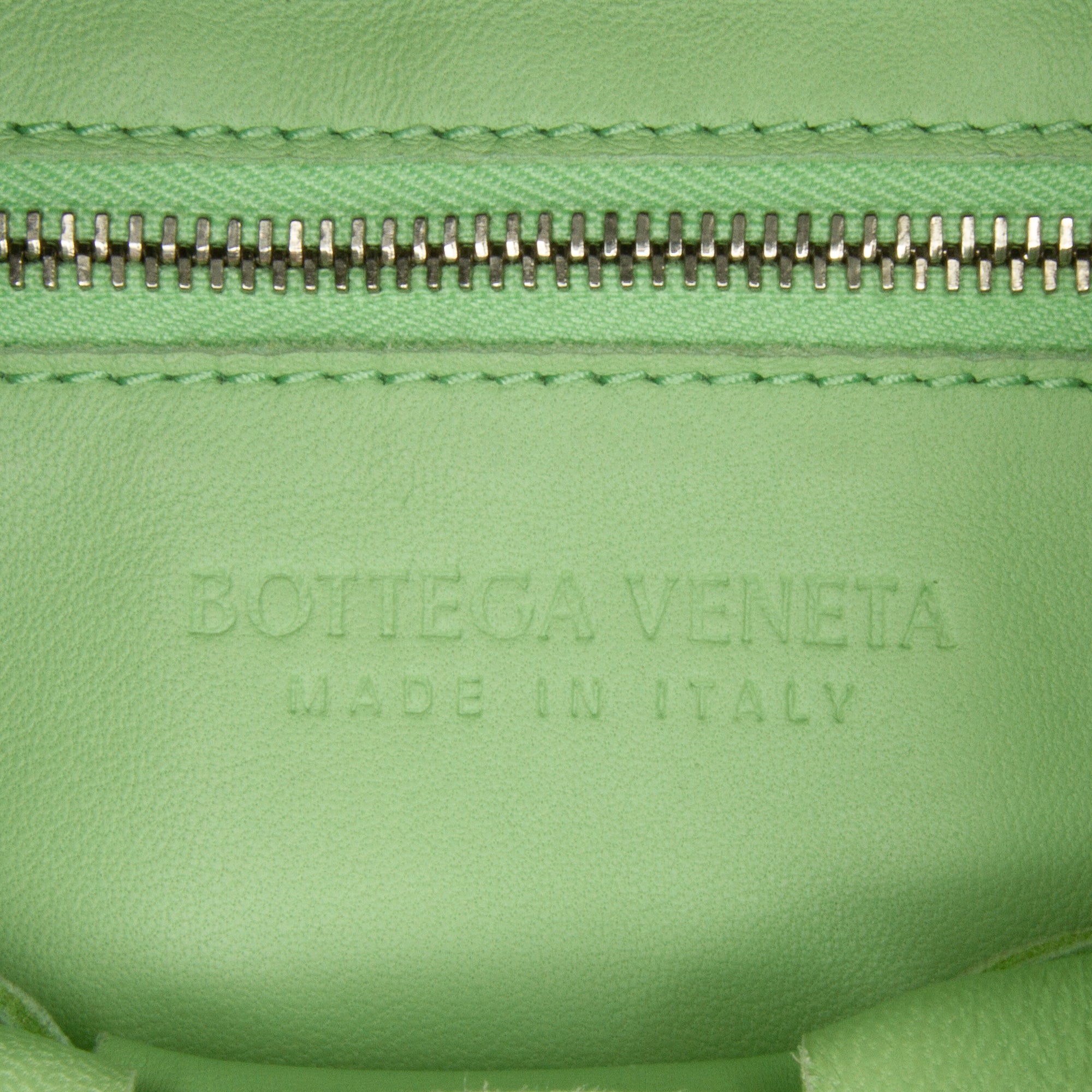 Nappa Intrecciato Cassette Crossbody - Image 7