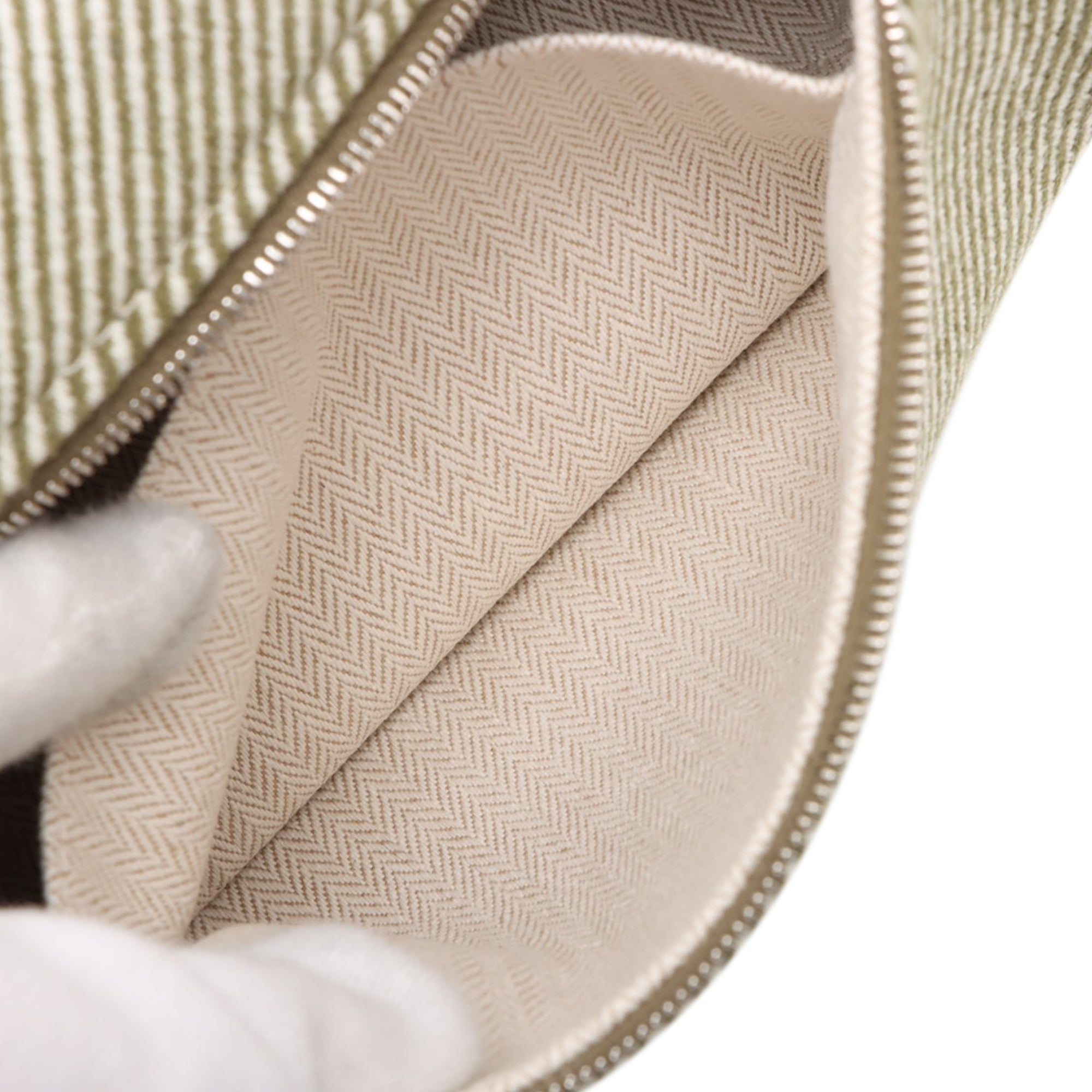 Small Wool Bride A Brac H Natte Case - Image 3