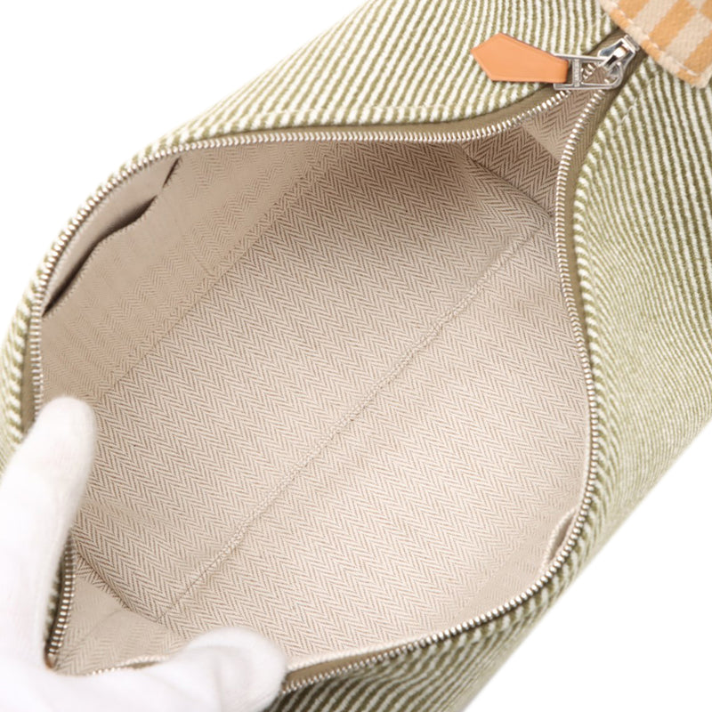 Small Wool Bride A Brac H Natte Case - Image 4