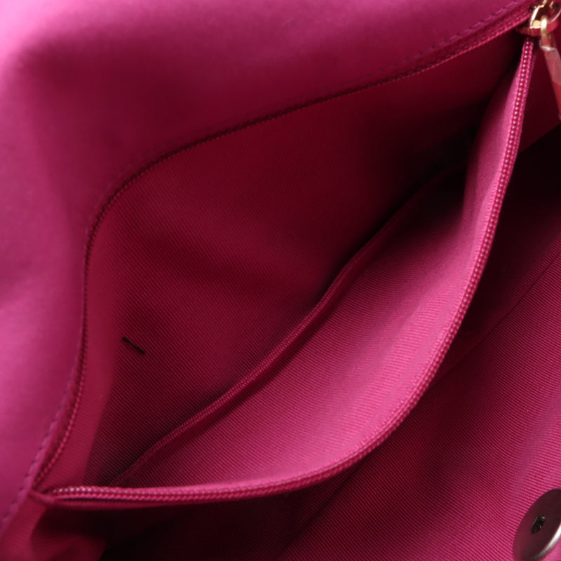 Medium Canvas 19 Flap - Image 6