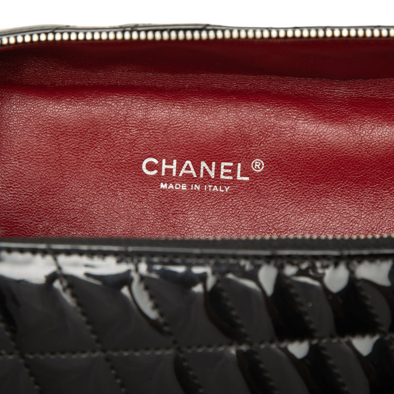 Quilted Patent Geometric Kaleidoscope Shoulder Bag - Image 5