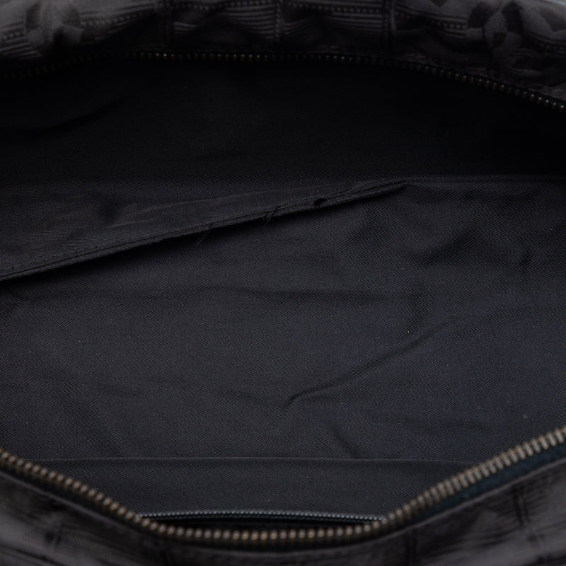 New Travel Line Nylon Handbag - Image 4