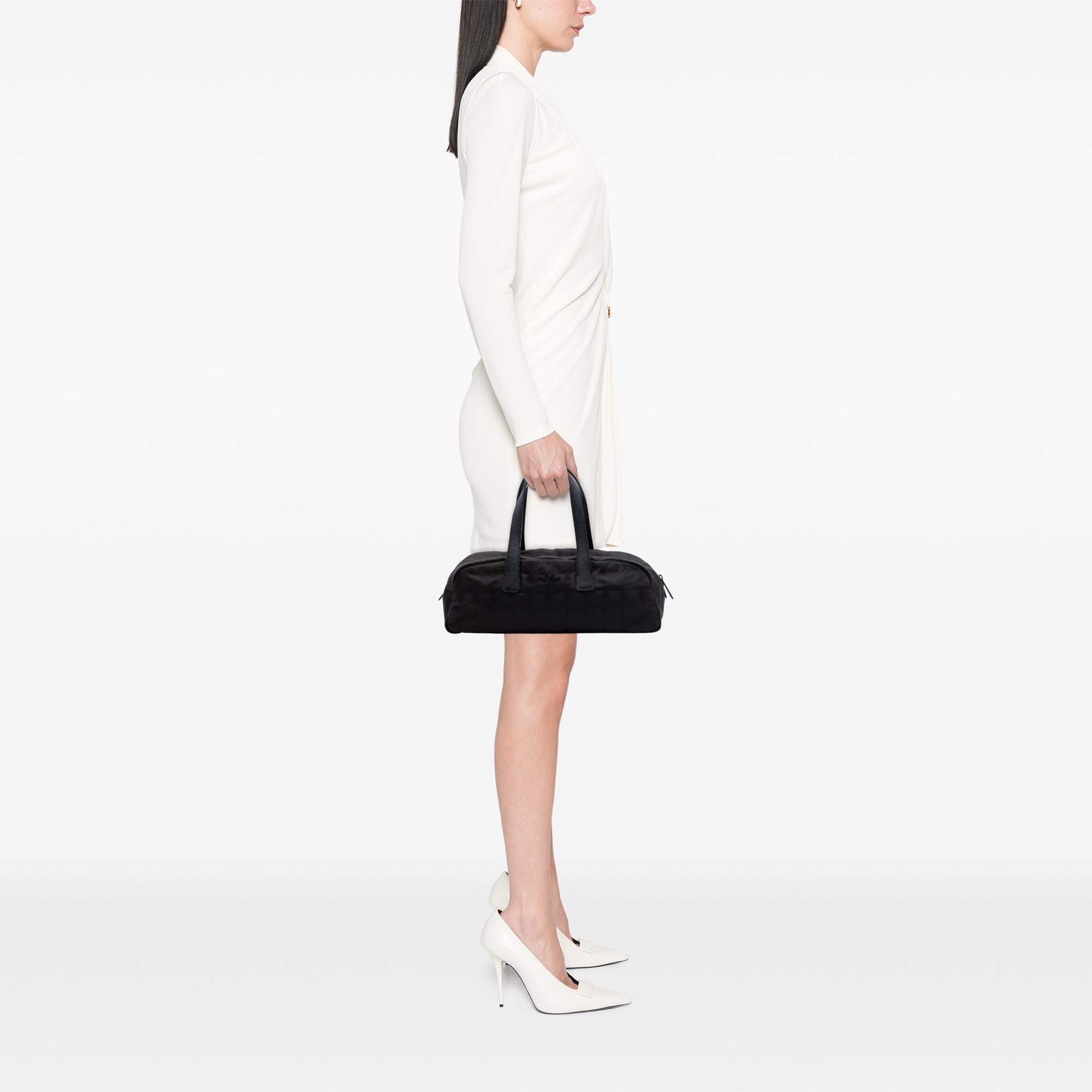 New Travel Line Nylon Handbag - Image 6