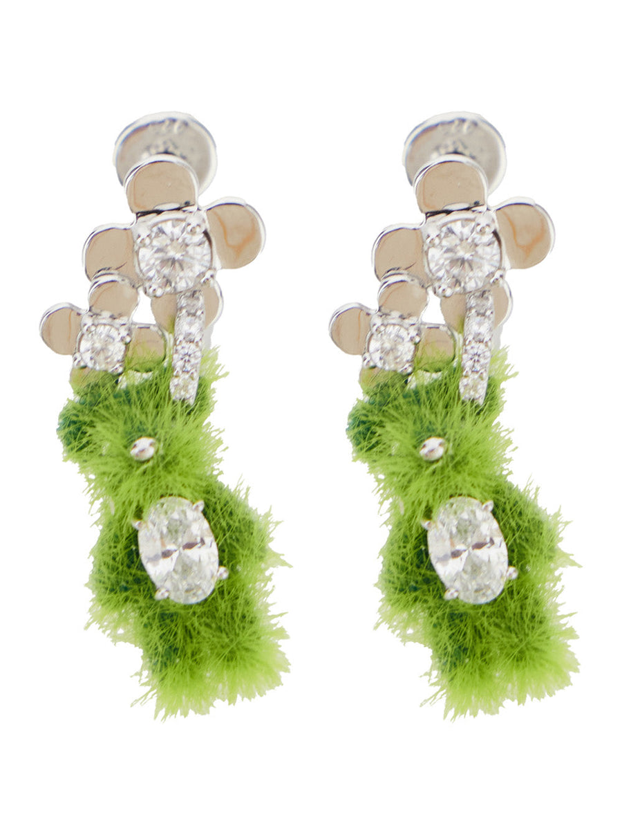 Yvmin Grass Flower Bear Stud Earrings — Green 925 Silver
