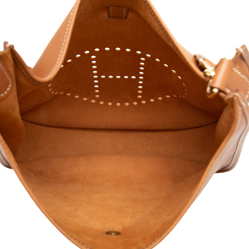 Clemence Evelyne 33 - Image 4