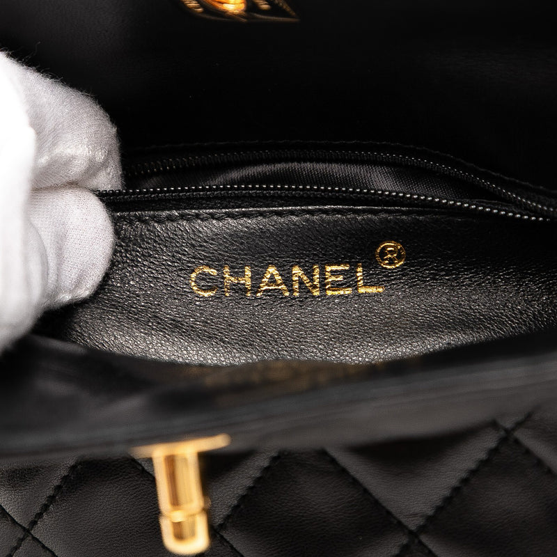 CC Quilted Lambskin Turnlock Handbag - Image 5