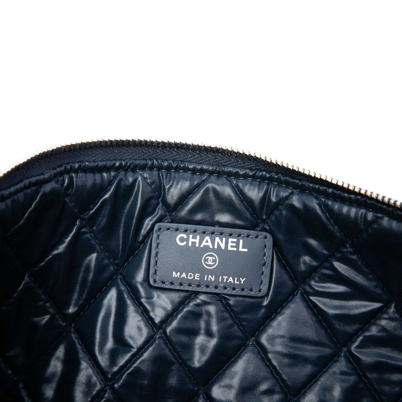 Medium Quilted Denim Wild Stitch Fringe O Case Clutch - Image 5