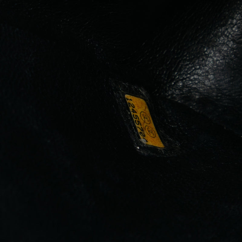 Medium Classic Caviar Double Flap - Image 6