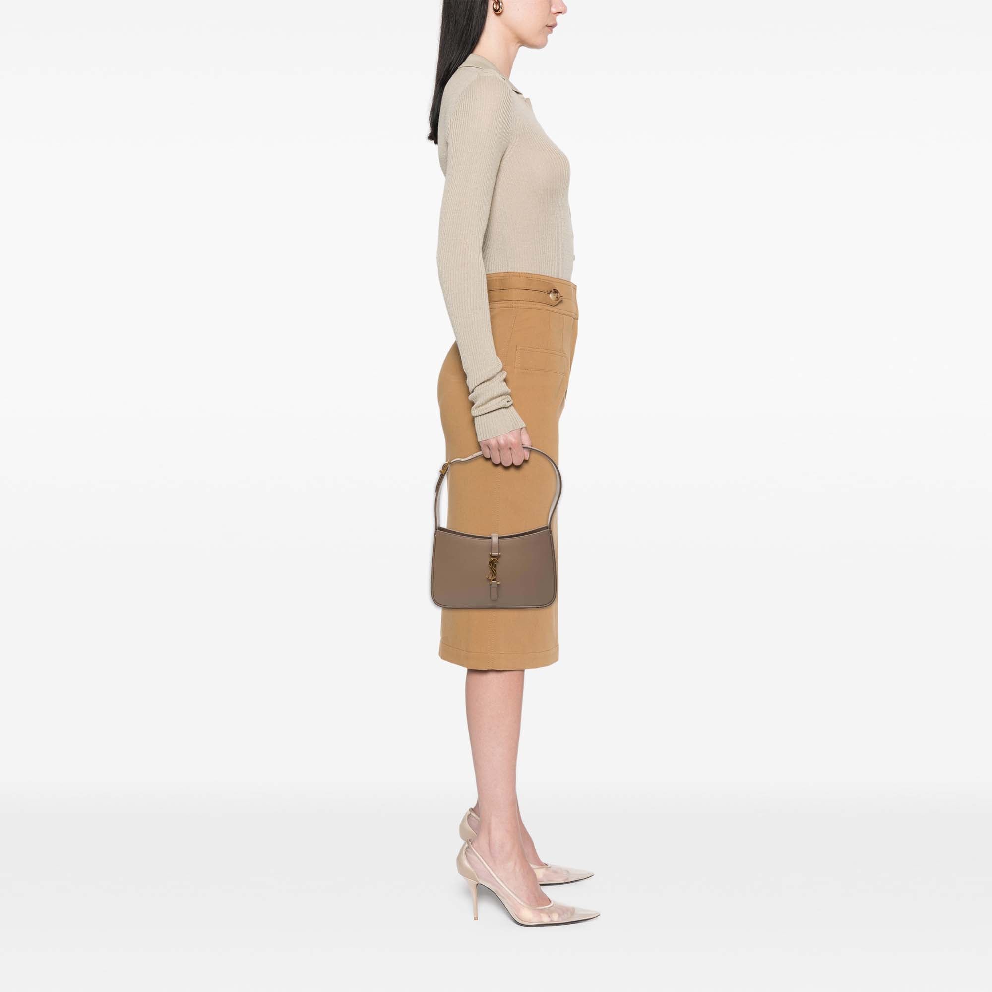 Smooth Calfskin Le 5 a 7 - Image 7