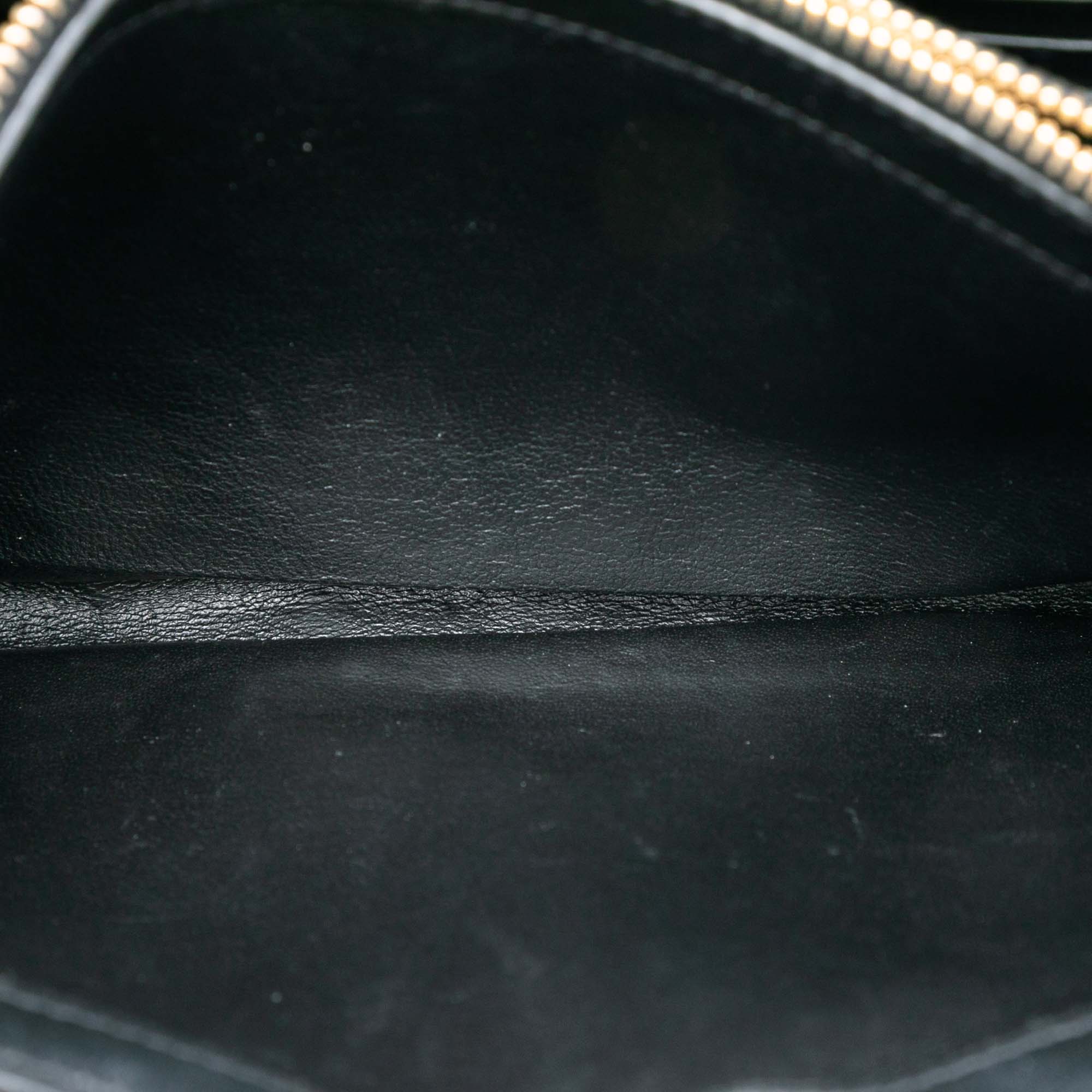 Medium Patent Vicky Crossbody - Image 4