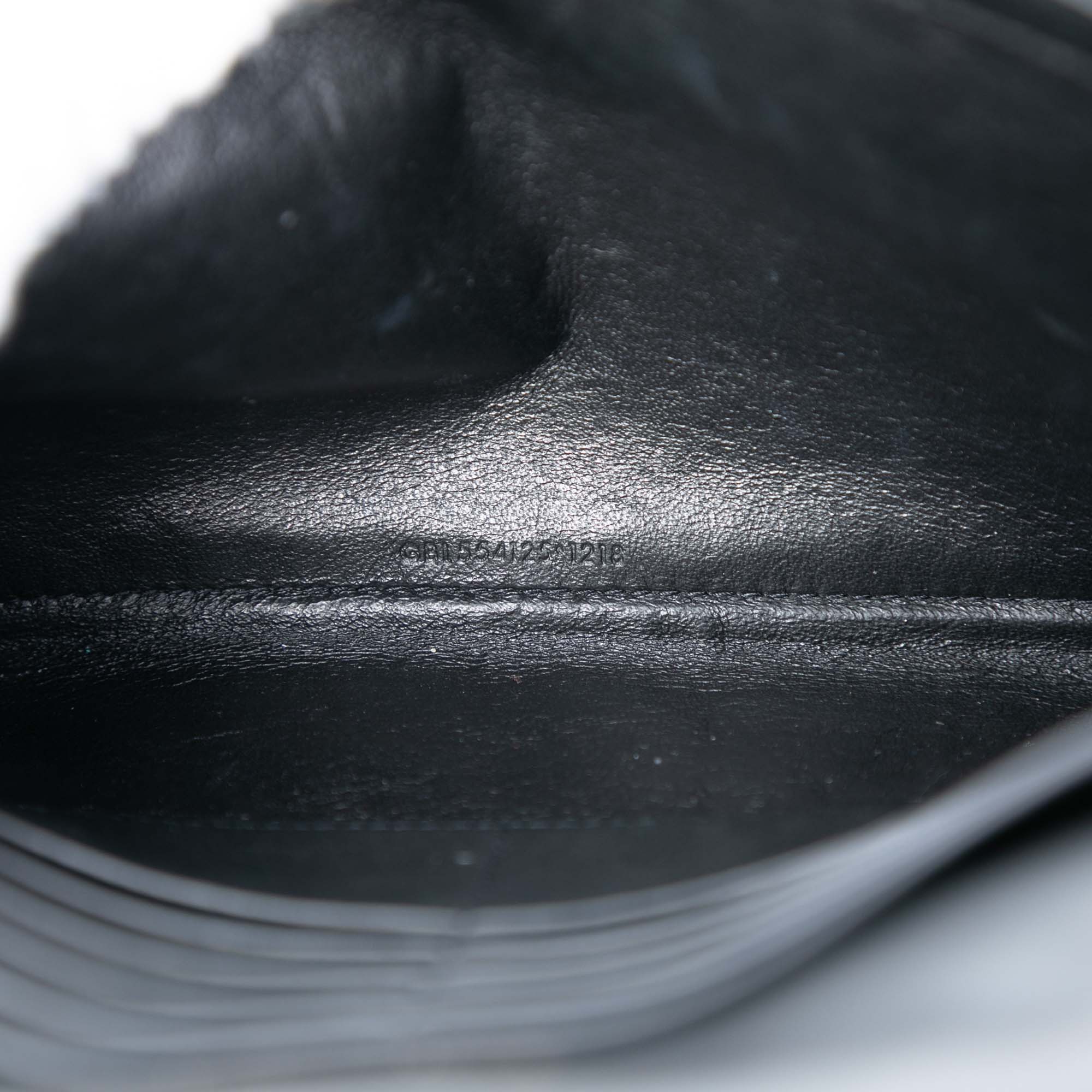 Medium Patent Vicky Crossbody - Image 5