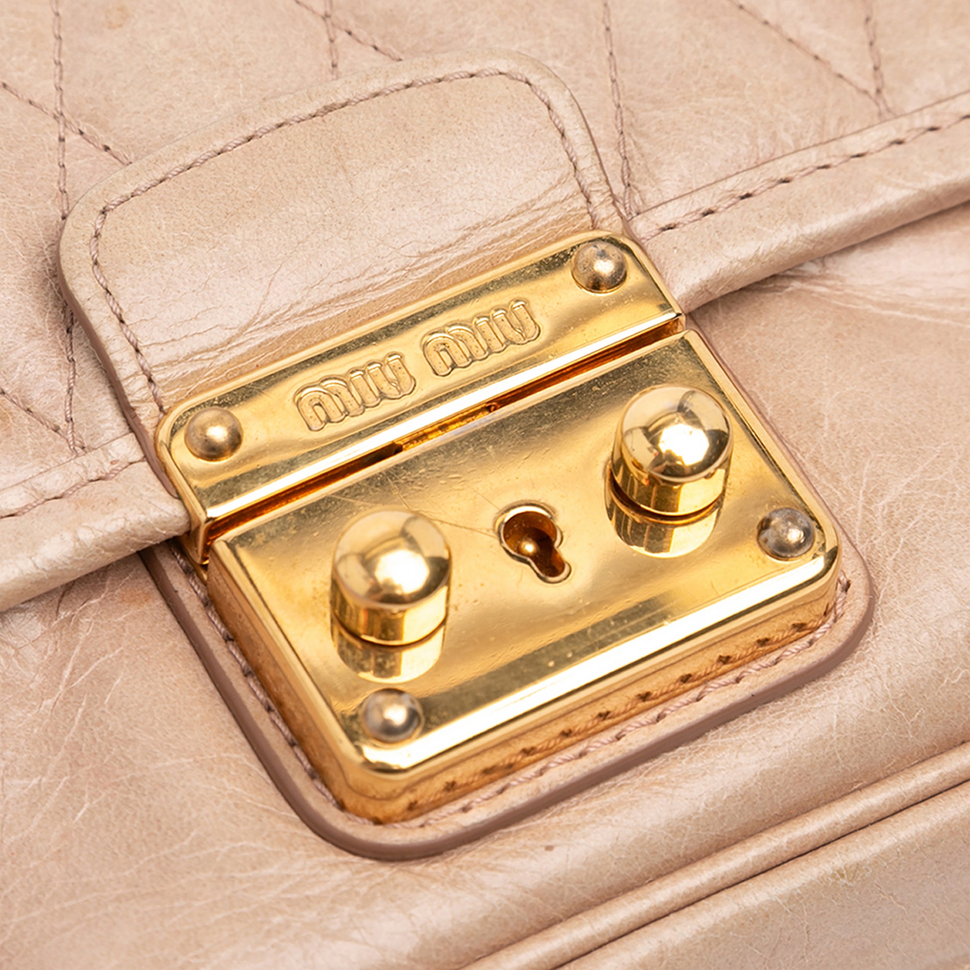 Quilted Leather Push Lock Flap - Image 6