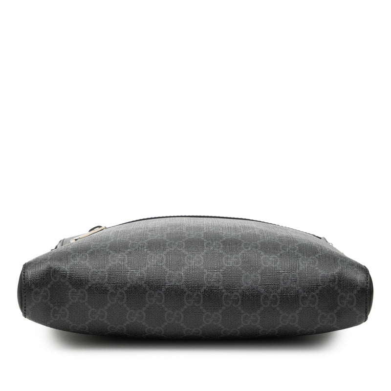 Medium GG Supreme Web Messenger Bag - Image 3
