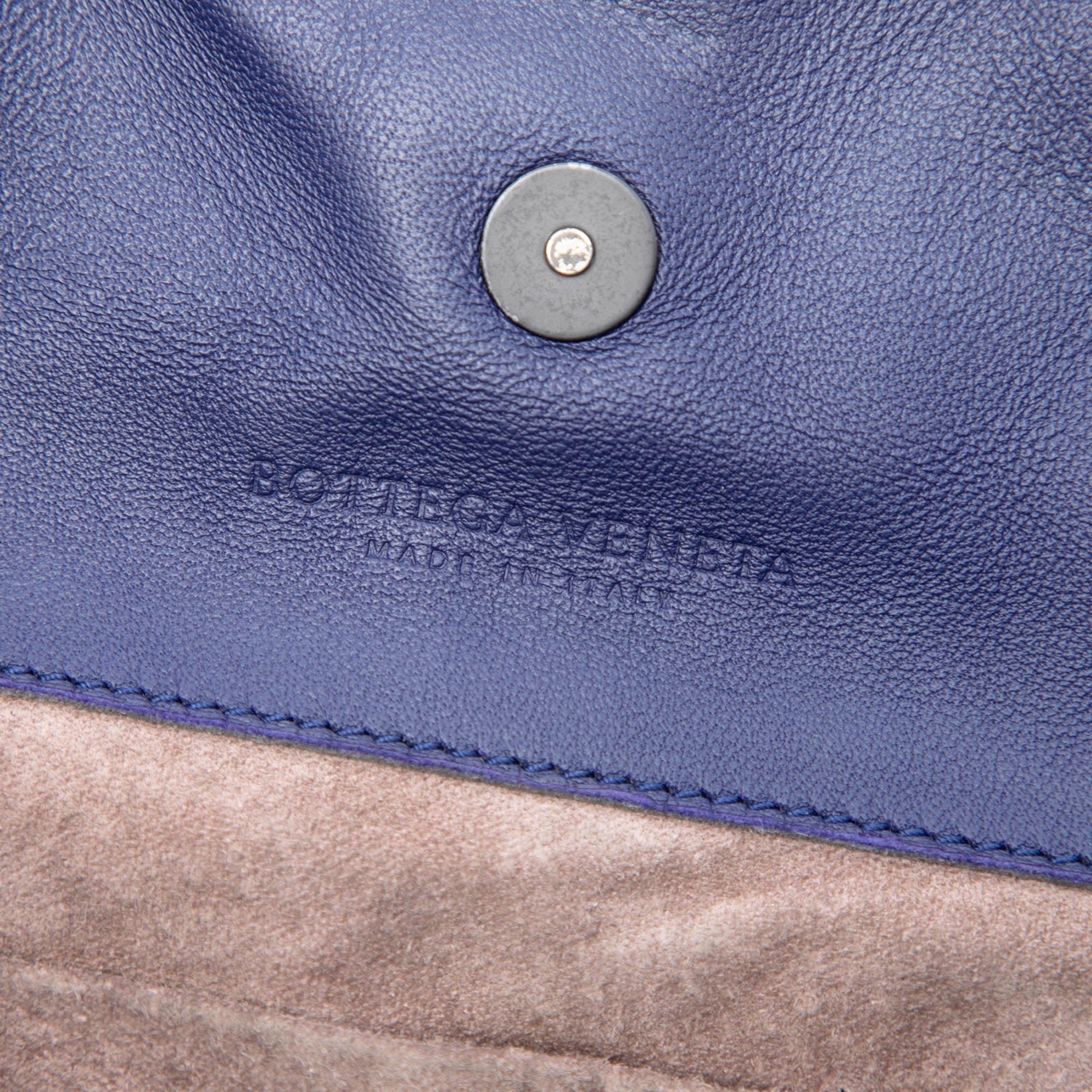 Large Nappa Intrecciato Double Chain Tote - Image 5
