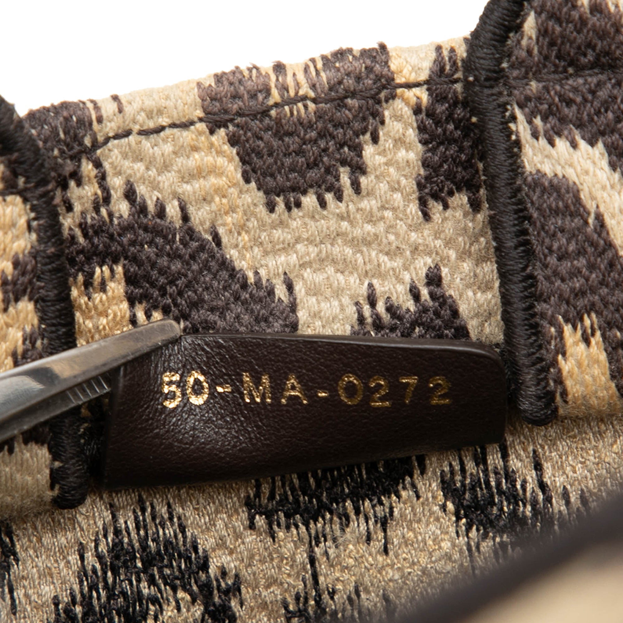 Mizza Mini Embroidered Canvas Leopard Vertical Book Tote - Image 6