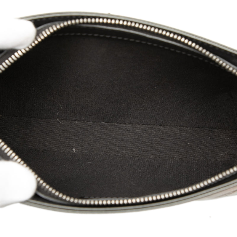 Monogram Mat Fowler - Image 4